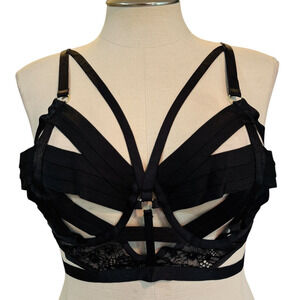 Torrid Plus Size 5 Sexy Black Cut Out Strappy Longline Lingerie Bralette Bra NWT